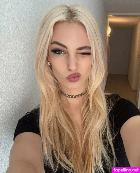 Helenakingsoul OnlyFans Thumbnail #p5lJsYUObP