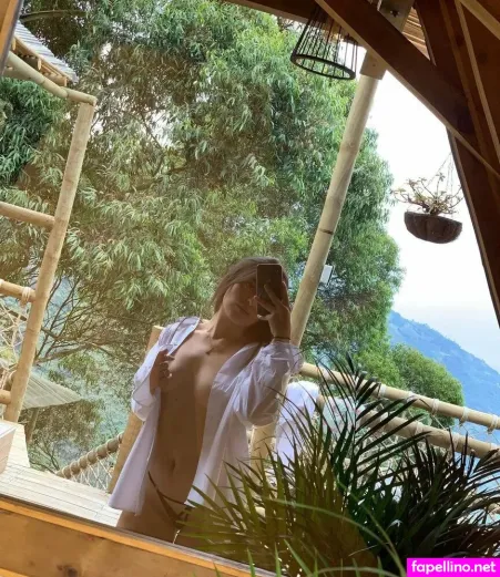 Helendlavega OnlyFans Thumbnail #FoBGeMNjjh