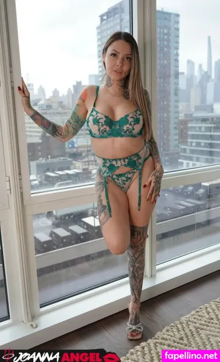 Helene Boudreau Iamhely 6 OnlyFans Thumbnail #a9aq21xMwe
