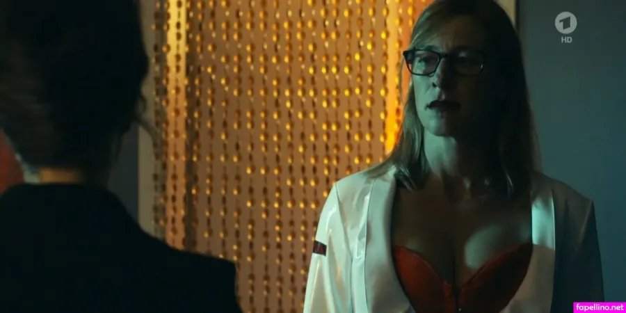 Helene Grass OnlyFans Thumbnail #UnqDEkRBV9