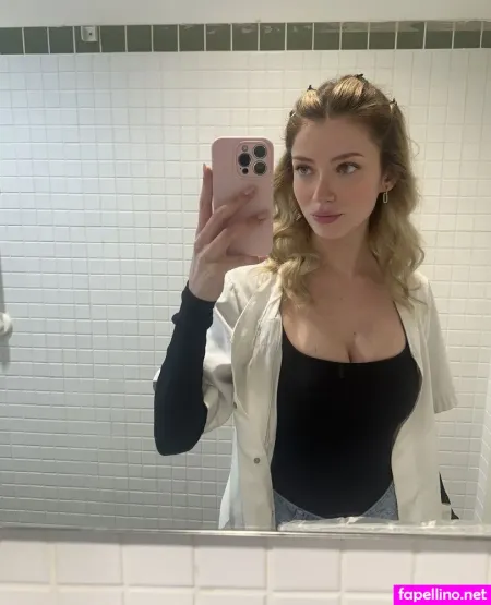 Helene Hofer OnlyFans Thumbnail #IjozRXkvZN