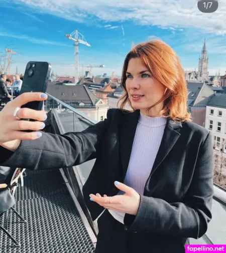 Helene Reiner OnlyFans Thumbnail #mVzb4ojENy