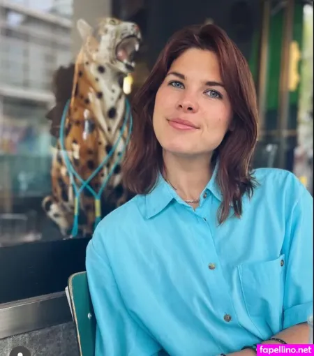 Helene Reiner OnlyFans Thumbnail #uB5DcKSwST