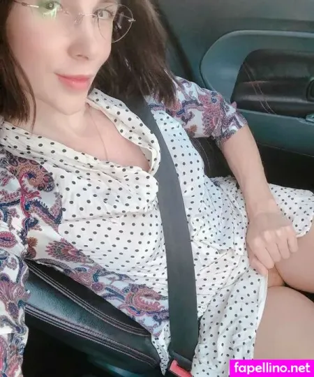 Helenjonson OnlyFans Thumbnail #Dp9u96PVa1