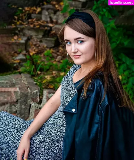 Helenlittlerose OnlyFans Thumbnail #Mg73u1IfPg