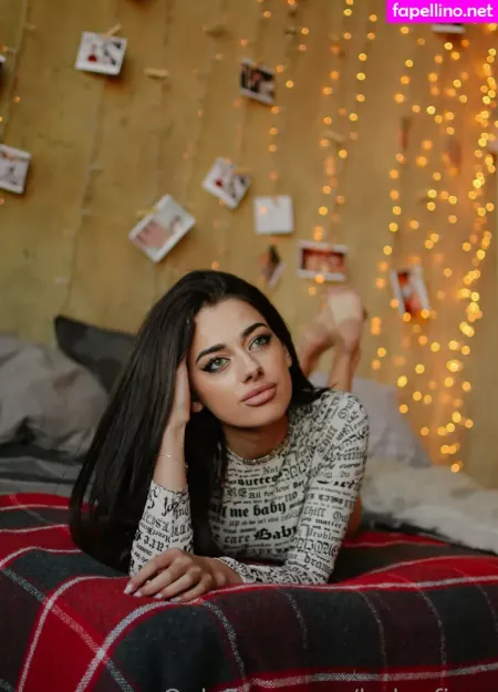 Helenpipe OnlyFans Thumbnail #GqvZiu90sb