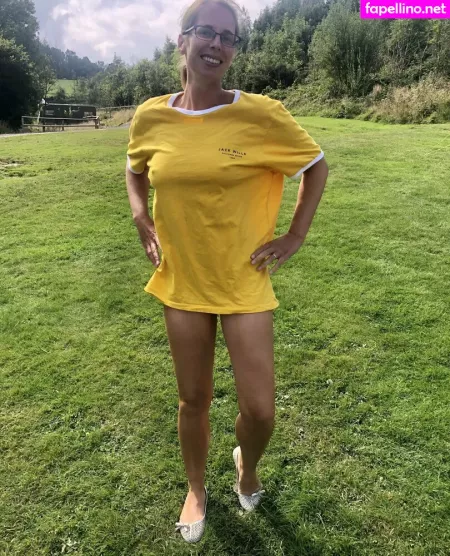 Helensmith OnlyFans Thumbnail #8yUbD6Srg7