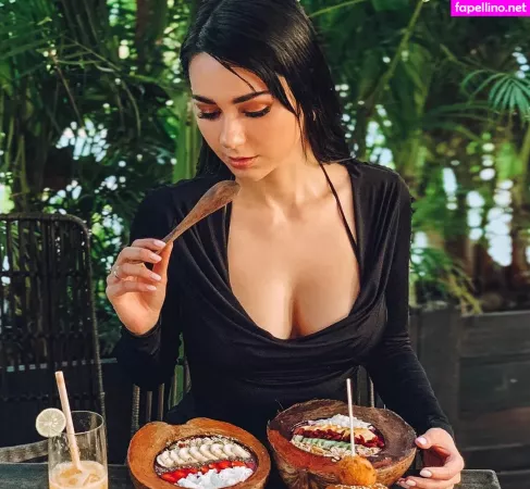 Helga Lovecaty OnlyFans Thumbnail #Iq2mQ8VjYN