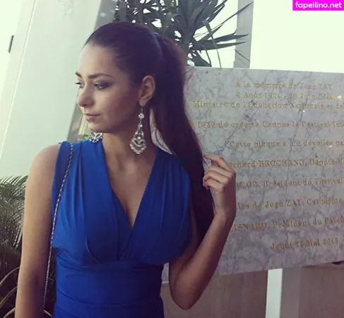 Helga Lovekaty OnlyFans Thumbnail #B4qEfSI3cl
