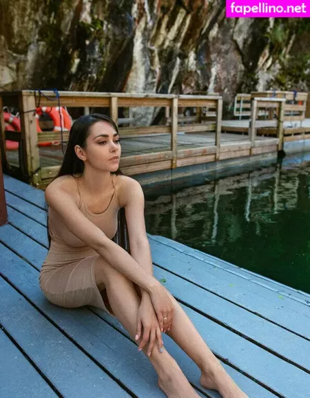 Helga Lovekaty OnlyFans Thumbnail #lmc2Jqics7