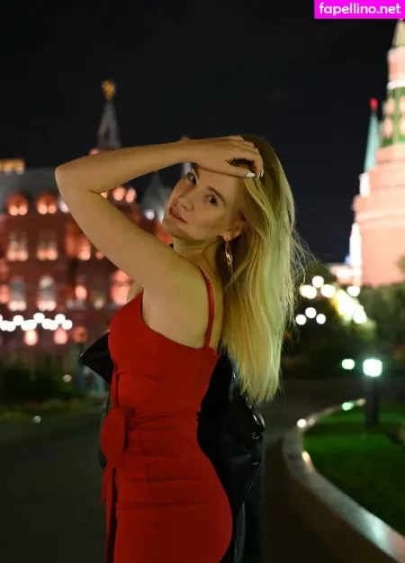 Helga Pataki OnlyFans Thumbnail #sc2sSPJWAA