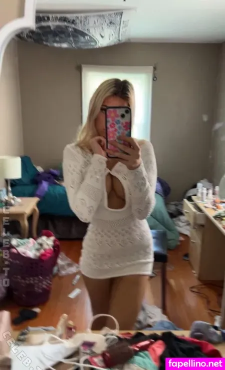 Helin Mayhew OnlyFans Thumbnail #SIN3fTuhqY
