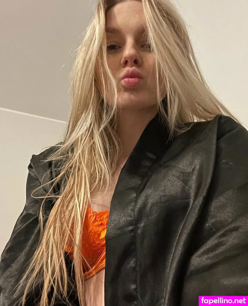 hell_lena, hell_lenaa Nude Leaked OnlyFans Photo #Pg4n7Ye71Z