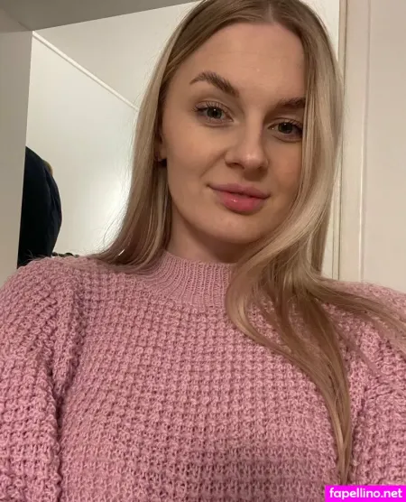 Hell Lenaa OnlyFans Thumbnail #co8XmU7fMA