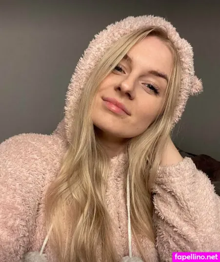 Hell Lenaa OnlyFans Thumbnail #mUWUTbqXEF