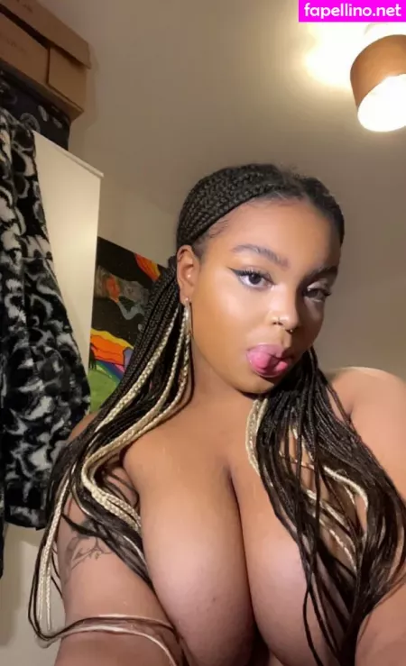 Hell0kittyevie OnlyFans Thumbnail #GyF2592VtM