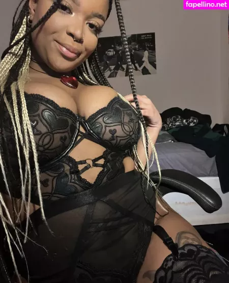 Hell0kittyevie OnlyFans Thumbnail #yOVBEfwr9U