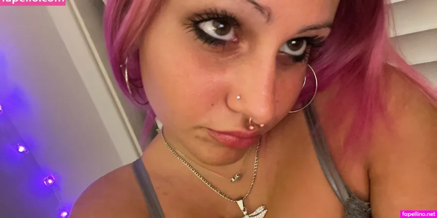 Hell0kittywh0re777 OnlyFans Thumbnail #cev2ld3mlv