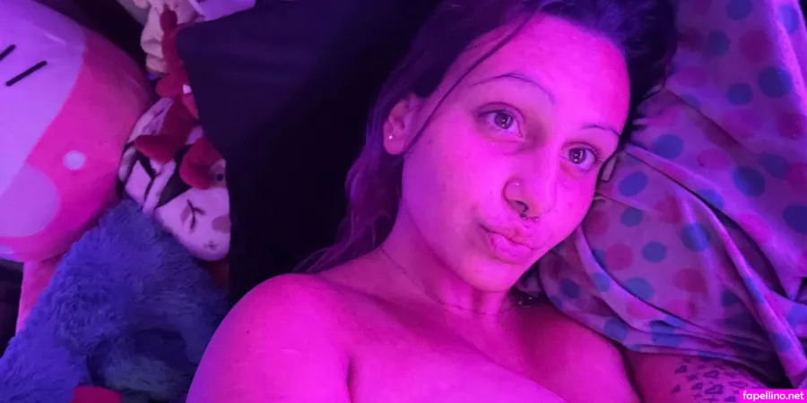 Hell0kittywh0re777 OnlyFans Thumbnail #w5cbA6lfX5