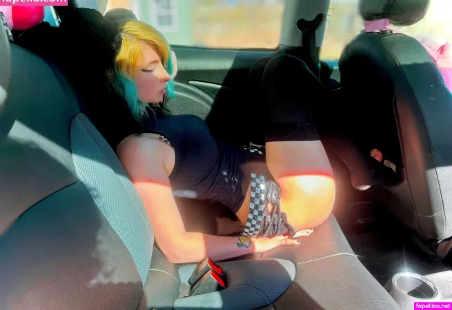 Hellahope OnlyFans Thumbnail #bA5L5UvAzc