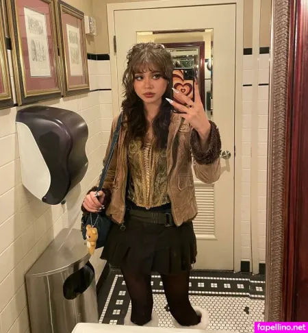 Hellbabyeve OnlyFans Thumbnail #Aaecz4Dmw5