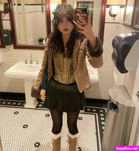 Hellbabyeve OnlyFans Thumbnail #FbaKjLhOoS