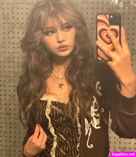 Hellbabyeve OnlyFans Thumbnail #NnK5kbTgd9