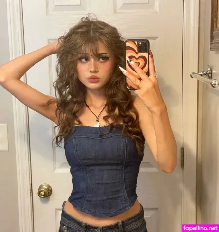 Hellbabyeve OnlyFans Thumbnail #uY6rNU3xsX