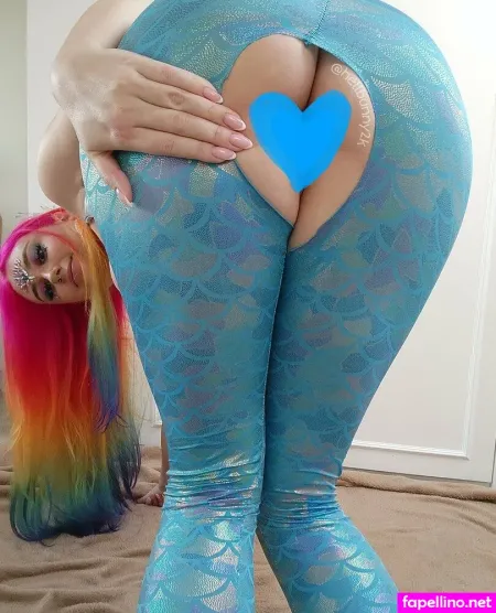 Hellbunnyfree 5 OnlyFans Thumbnail #uIRu1SY2dG