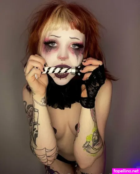 Helliehorror OnlyFans Thumbnail #yoQv7GKmKl