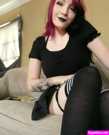 Hellmoshfree OnlyFans Thumbnail #9wUORhT0WI
