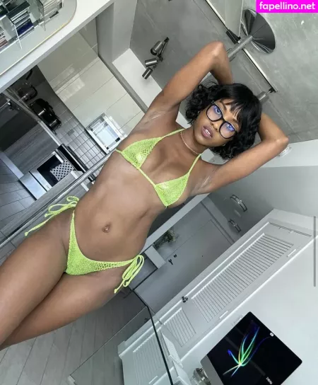 Hello Bombshell OnlyFans Thumbnail #FsXGZ3eLOv