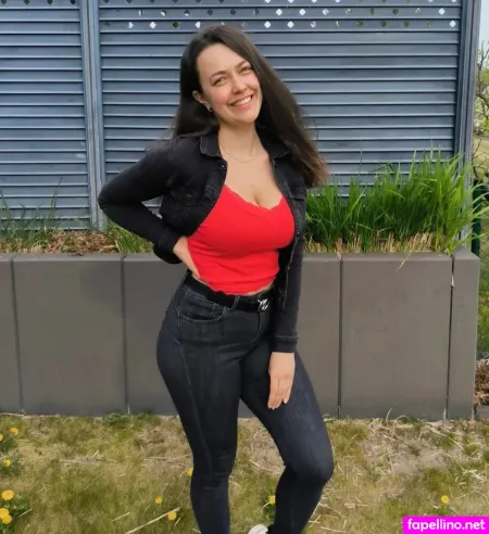Helloani OnlyFans Thumbnail #G3z7hRu8SM