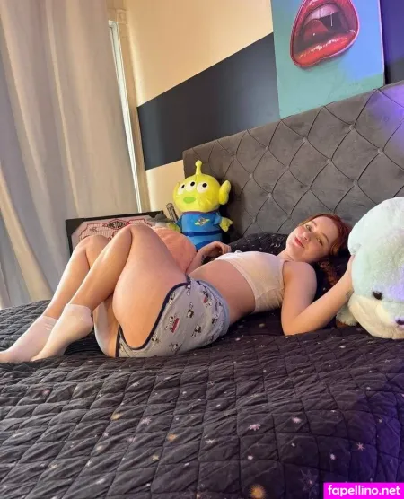 Helloiamlilly OnlyFans Thumbnail #NcmMtqoDNk