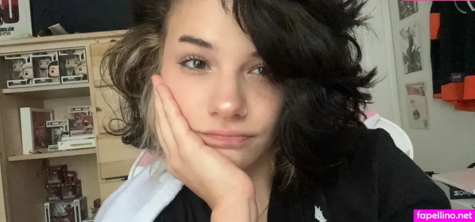 Helloindigoo OnlyFans Thumbnail #8xHTC1HNeA