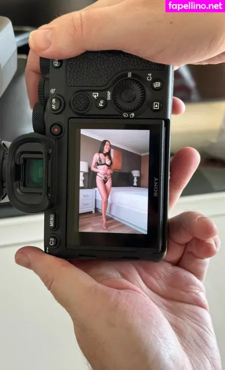 Helloitslynne OnlyFans Thumbnail #w2GQDDCEA3