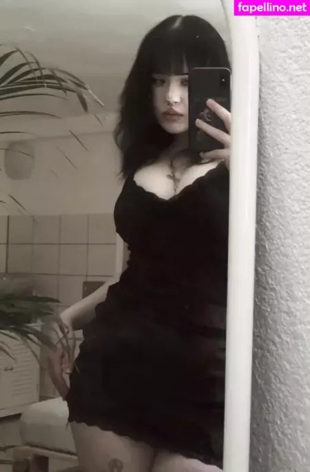 Hellok1ttyslvt OnlyFans Thumbnail #rGmoAh8EPk