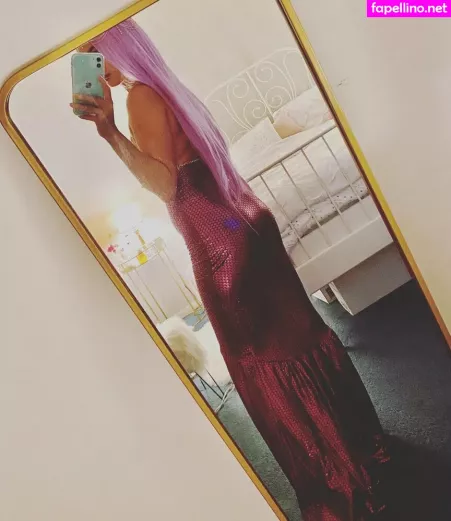 Hellokittykc OnlyFans Thumbnail #hiGcMfYcRW