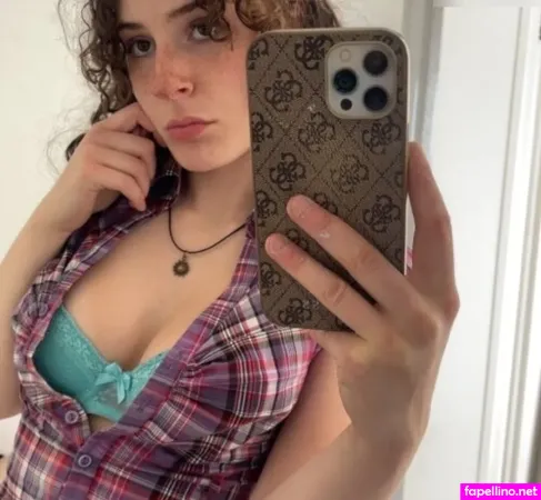 Hellokittysara OnlyFans Thumbnail #ucBZbSbfcY