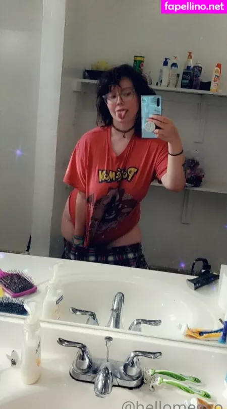 Hellomeggo OnlyFans Thumbnail #L8mKynNs8B