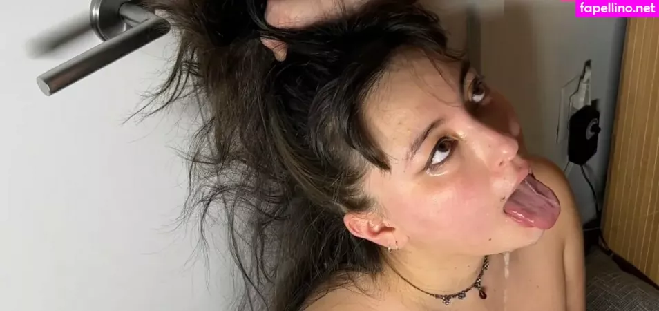 Hellomiramira OnlyFans Thumbnail #uKRdkYy6Oc