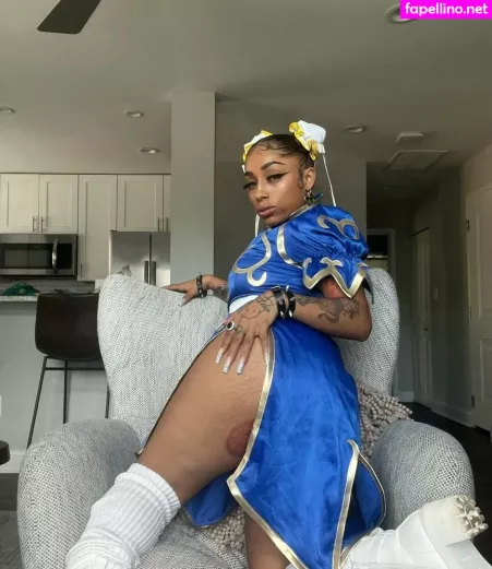 Helloomcfly OnlyFans Thumbnail #GN8xwMh5he