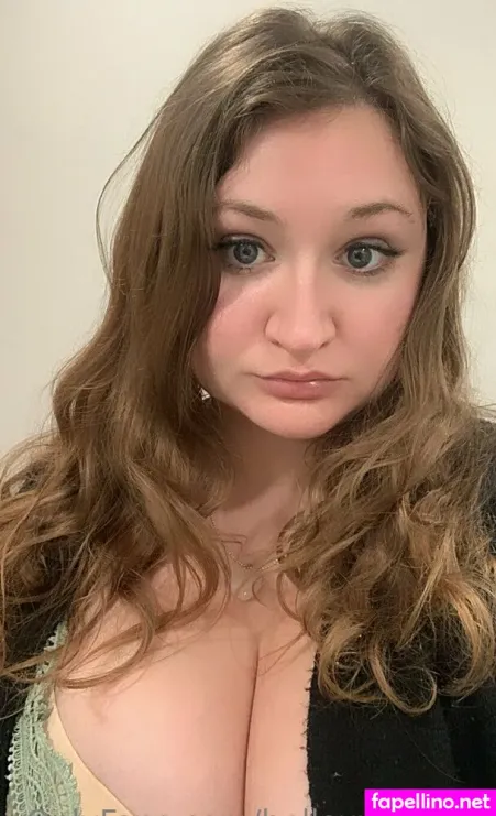 Helloxxxkitten OnlyFans Thumbnail #JUZhHlZ170