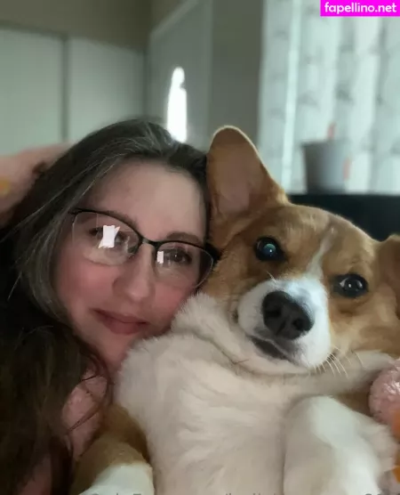 Hellsingqueen666 OnlyFans Thumbnail #9mIgvQ0WI3