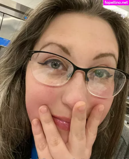 Hellsingqueen666 OnlyFans Thumbnail #qDSgReVeX1