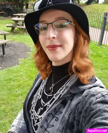 Hellvetika OnlyFans Thumbnail #nvyCdayp1V