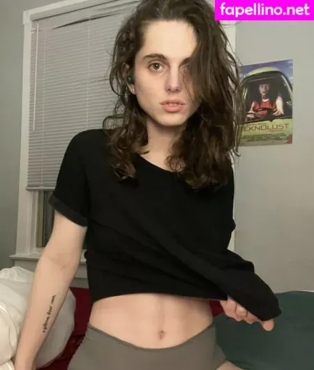 Helmet Girl OnlyFans Thumbnail #l66ZuOvg6E