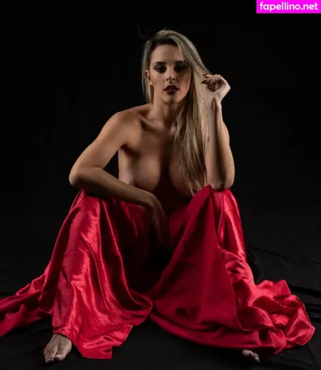 Heloine Moreno OnlyFans Thumbnail #ADoXXqUiG7