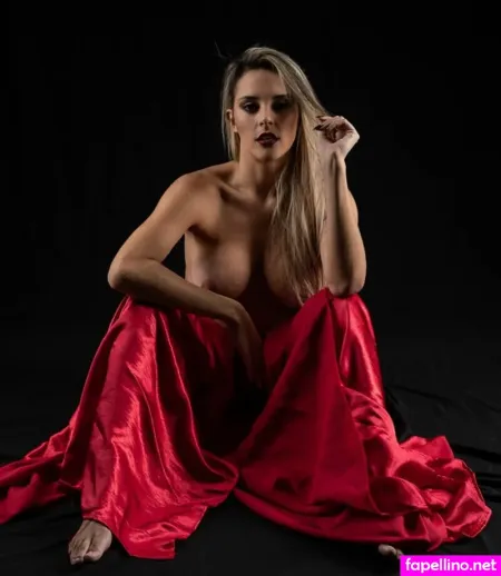 Heloine Moreno OnlyFans Thumbnail #rlHSBTfMuu