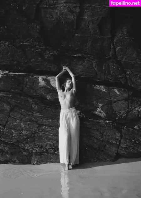 Heloisa Vecchio OnlyFans Thumbnail #SRzn9eStSK